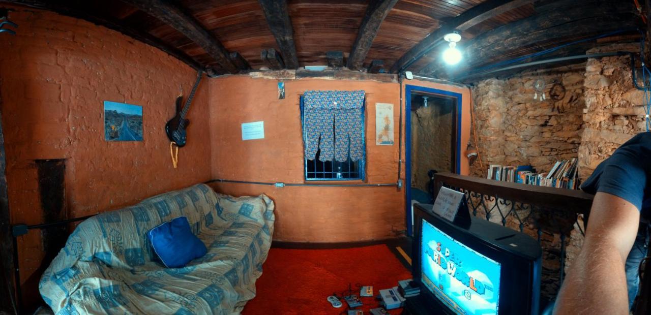 אורו פרטו Uai Hostel מראה חיצוני תמונה